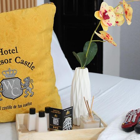 Hotel Windsor Castle Bogota Bagian luar foto