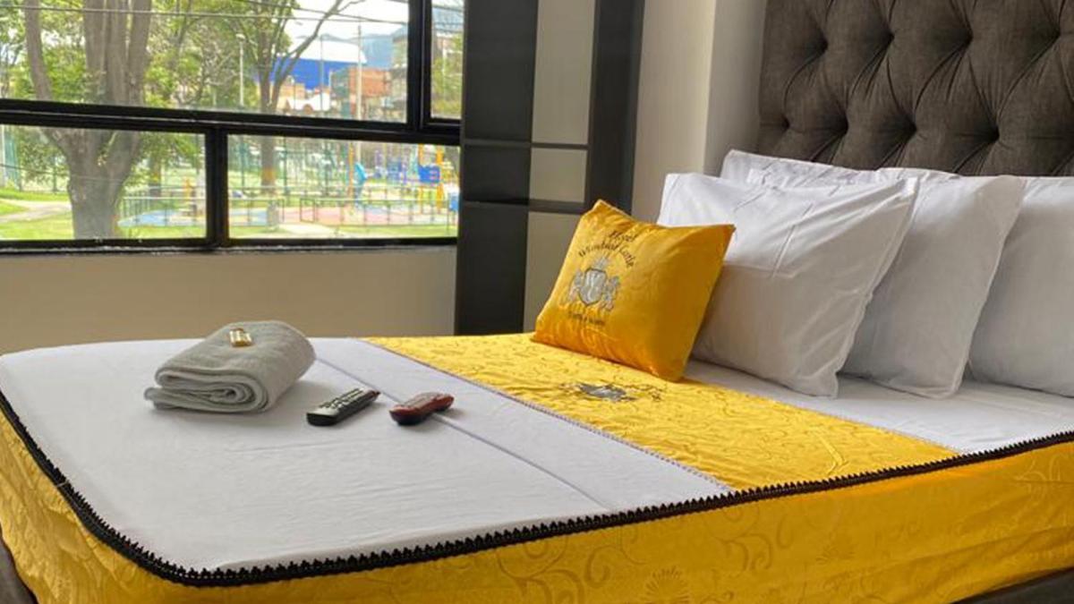 Hotel Windsor Castle Bogota Bagian luar foto