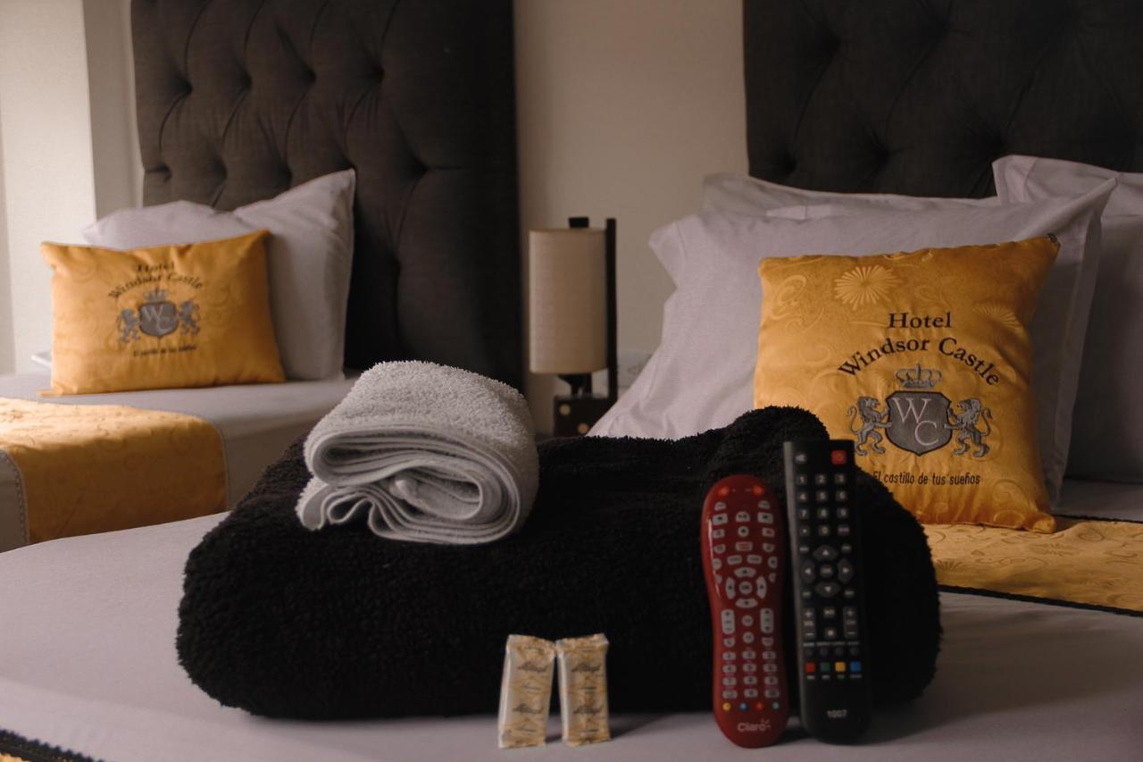 Hotel Windsor Castle Bogota Bagian luar foto